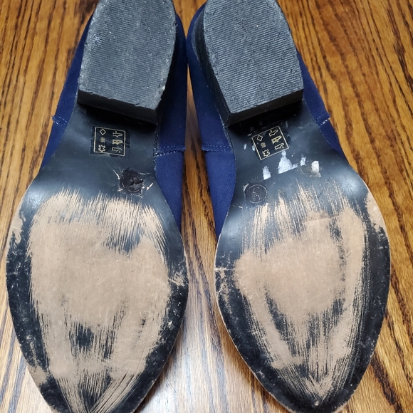 Chinese Laundry Blue Suede Booties size 6.5 - Picture 4 of 4